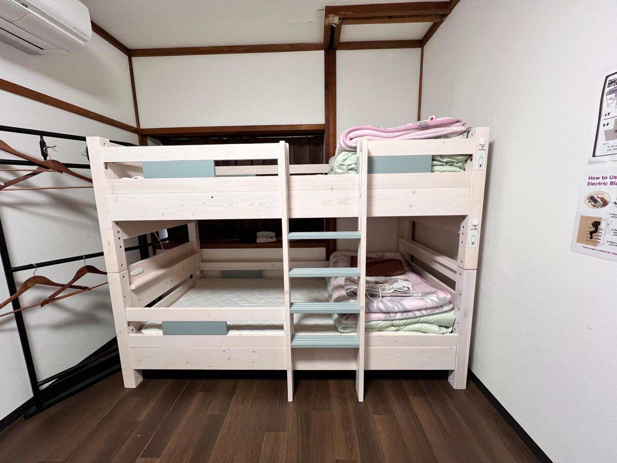 Hostel Murasaki Ryokan Takayama  Esterno foto